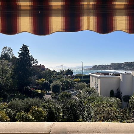 Appartement Face A La Plage Сен-Рафаэль Экстерьер фото