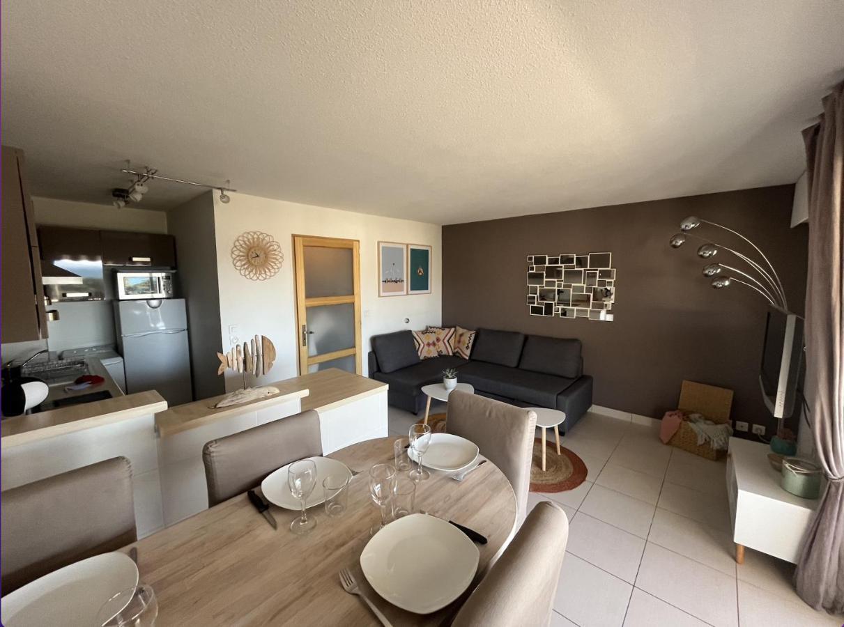 Appartement Face A La Plage Сен-Рафаэль Экстерьер фото